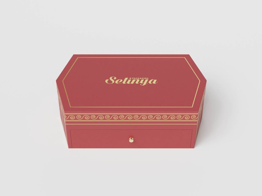 Display box closed view